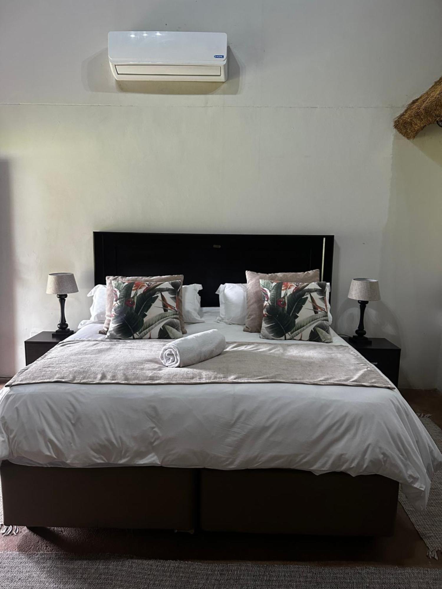 Iphofolo Lodge & Tented Camp Vivo Buitenkant foto